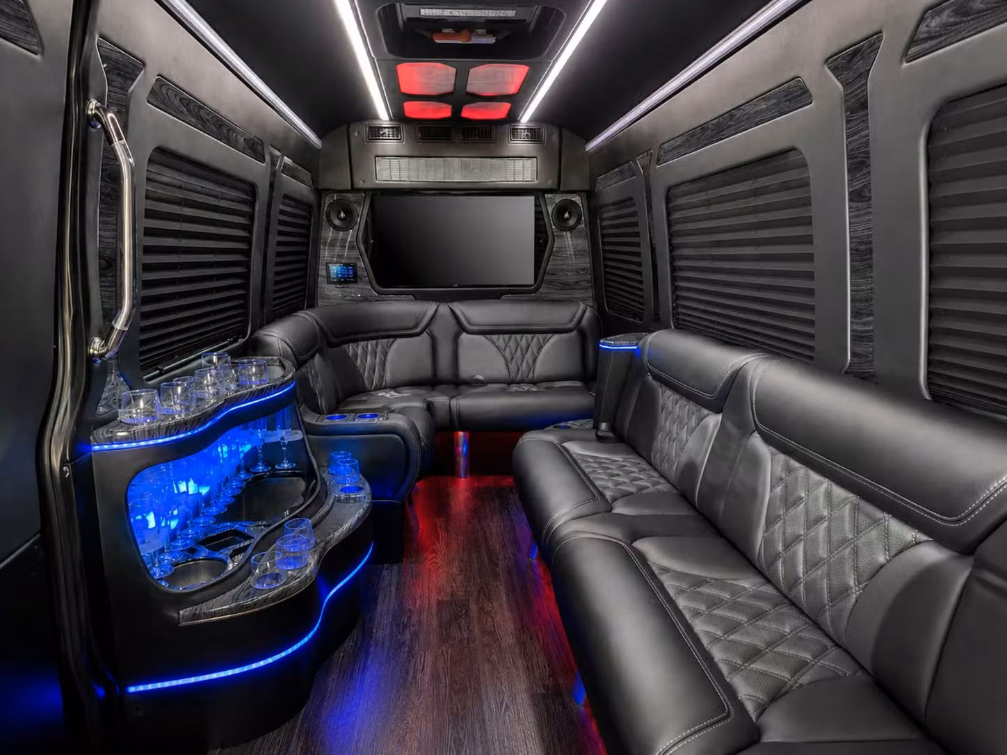 airport transfers and convention shuttles for government groups in glendale