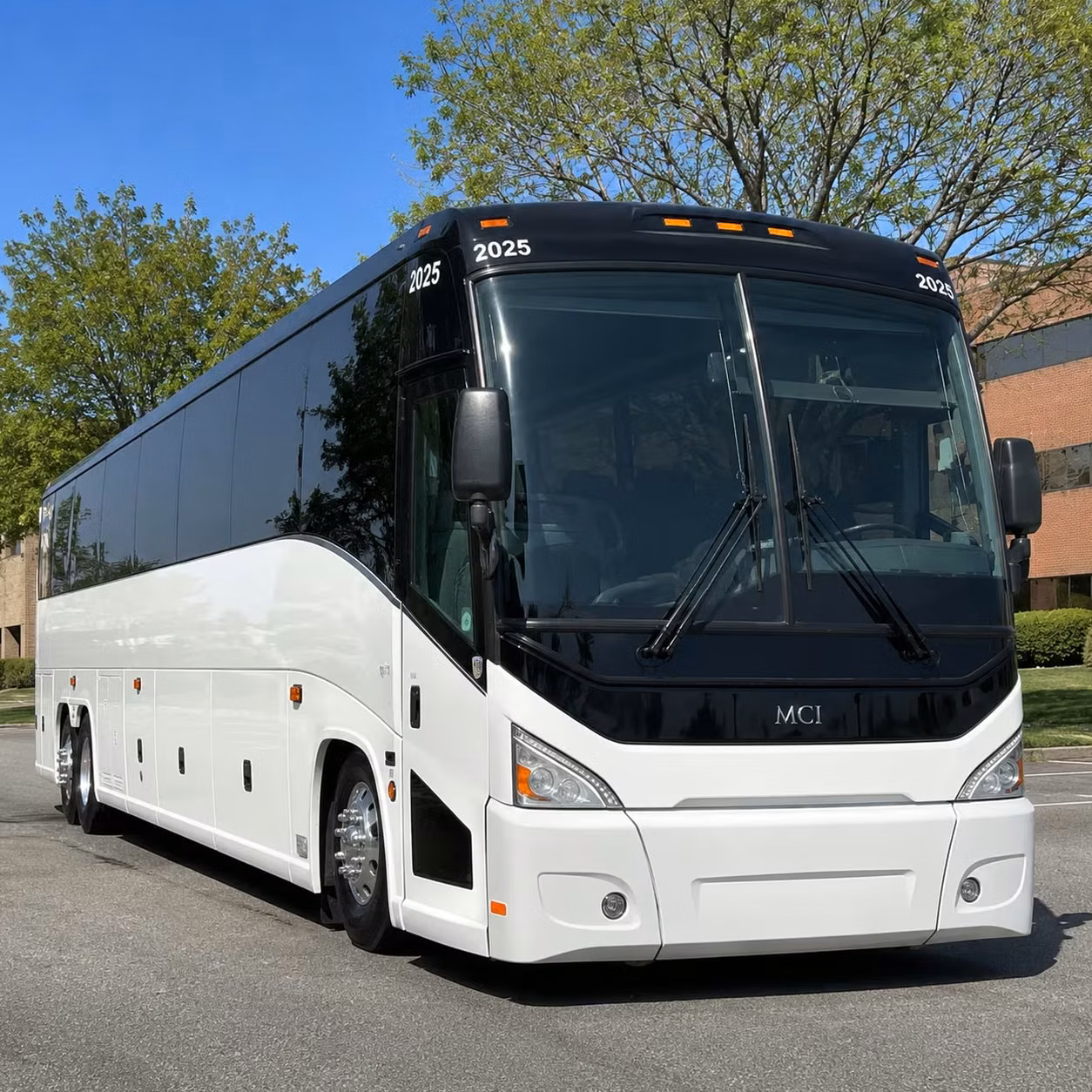 charter buses for church youth group trips and retreats in the arizona desert