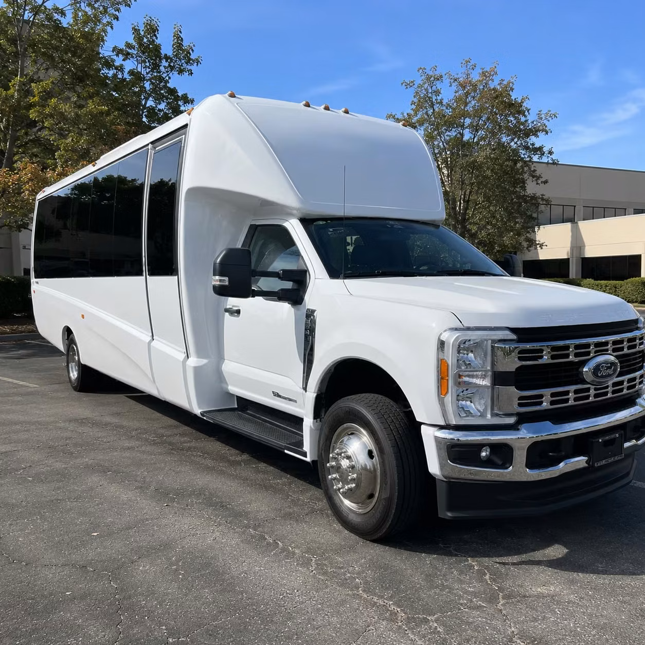 glendale airport shuttle services