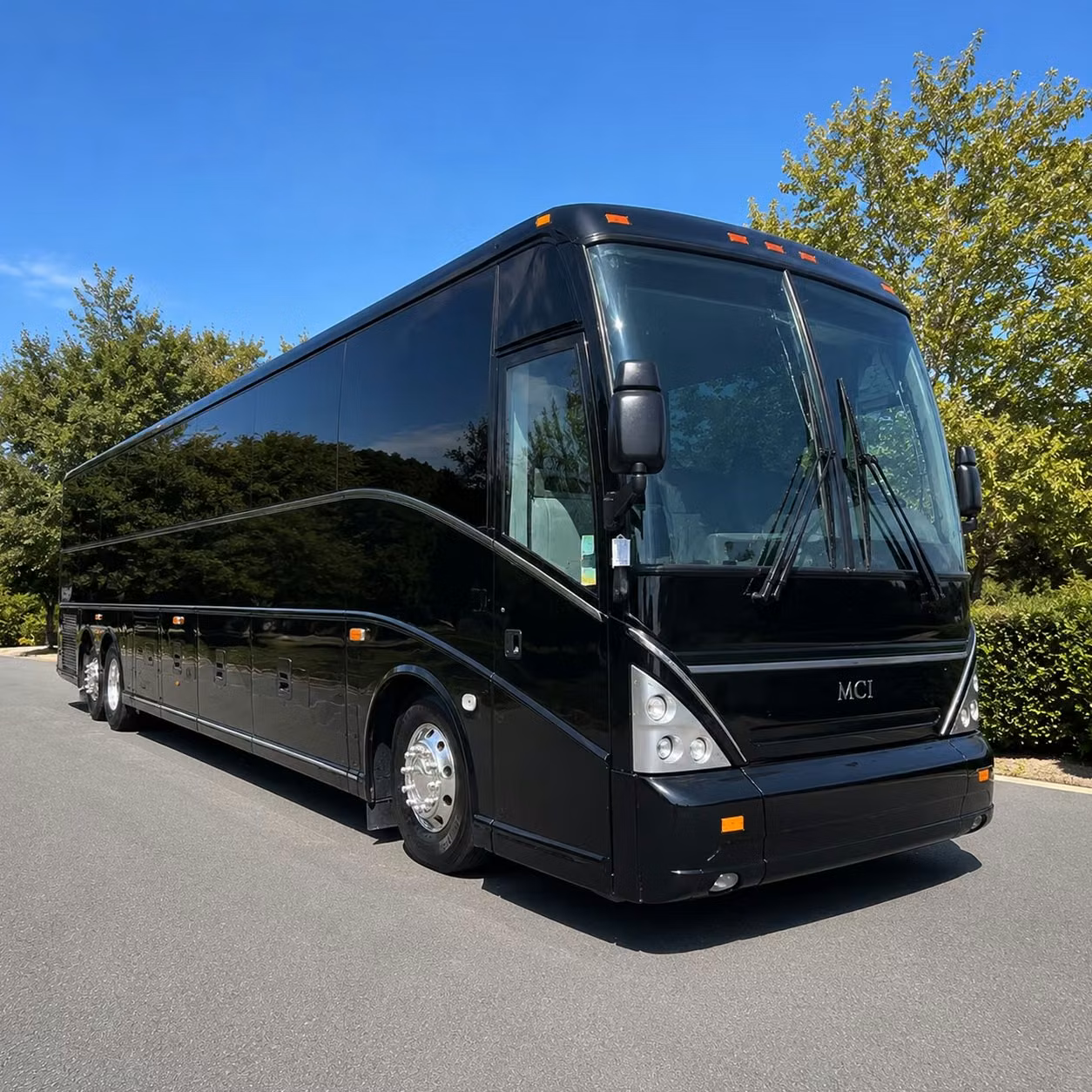 shuttle buses for corporate events at state farm stadium and westgate