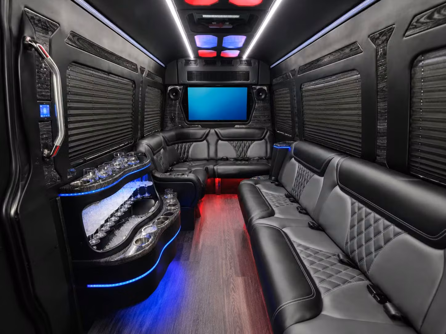 why glendale businesses choose charterbusglendaleaz com for corporate transportation